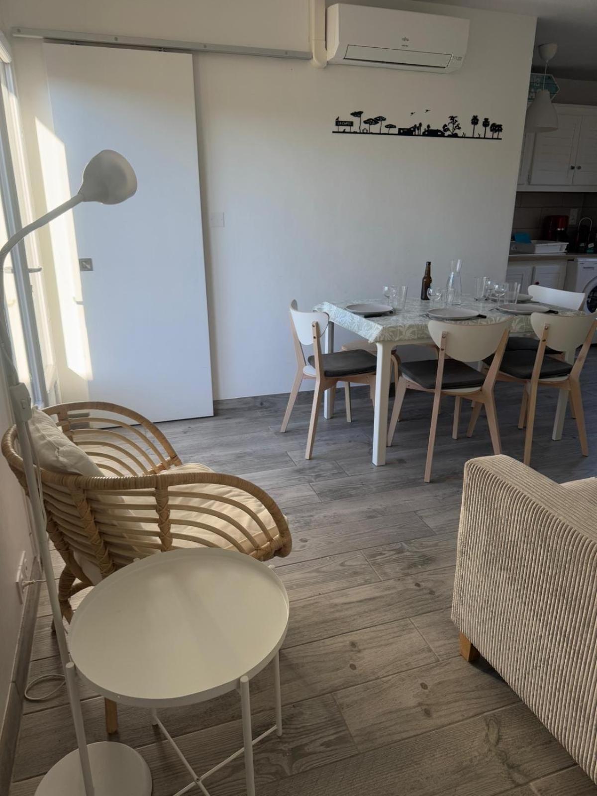 Le Club Des Cigales Apartman Hyères Kültér fotó
